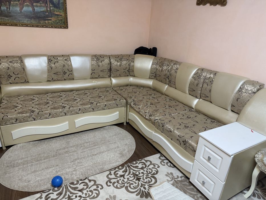 Продам угловой диван