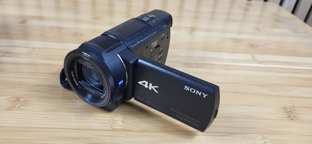 Camera video Sony 4K AX33
