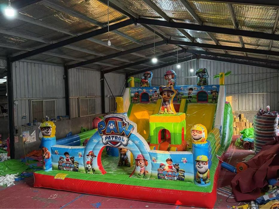 Батут надувной 8/5 ,8/4