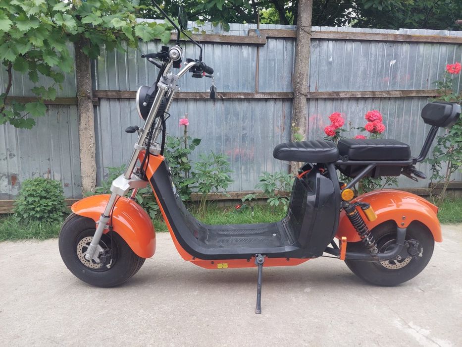 Vand scuter electric