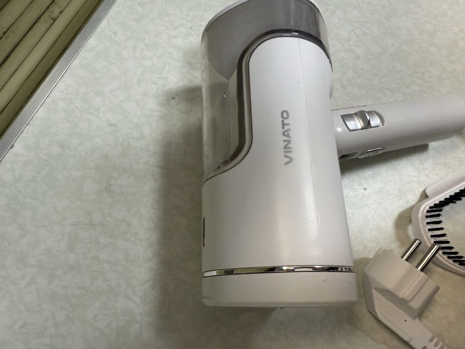 Уред за гладене с пара Vinato (YF-198) 1500W