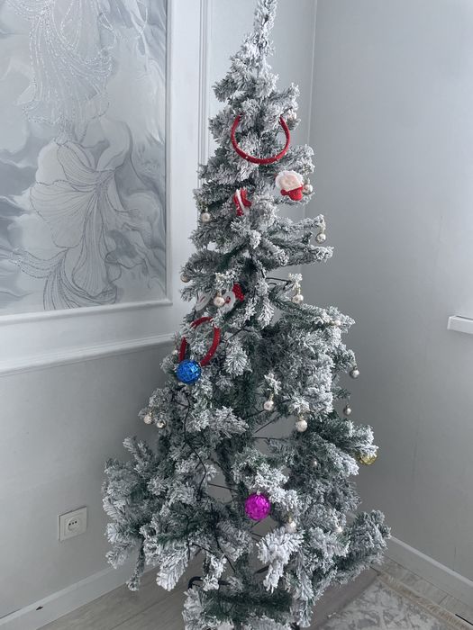 Продам белою ёлку