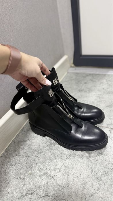 Продам вещи разные очень много вещей