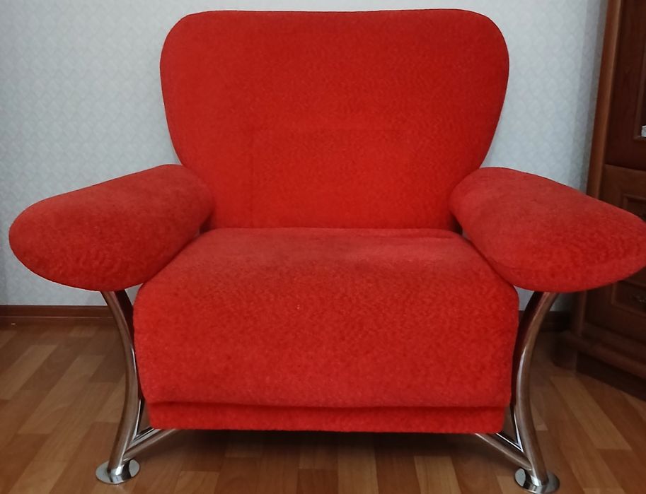 Продам диван б/у