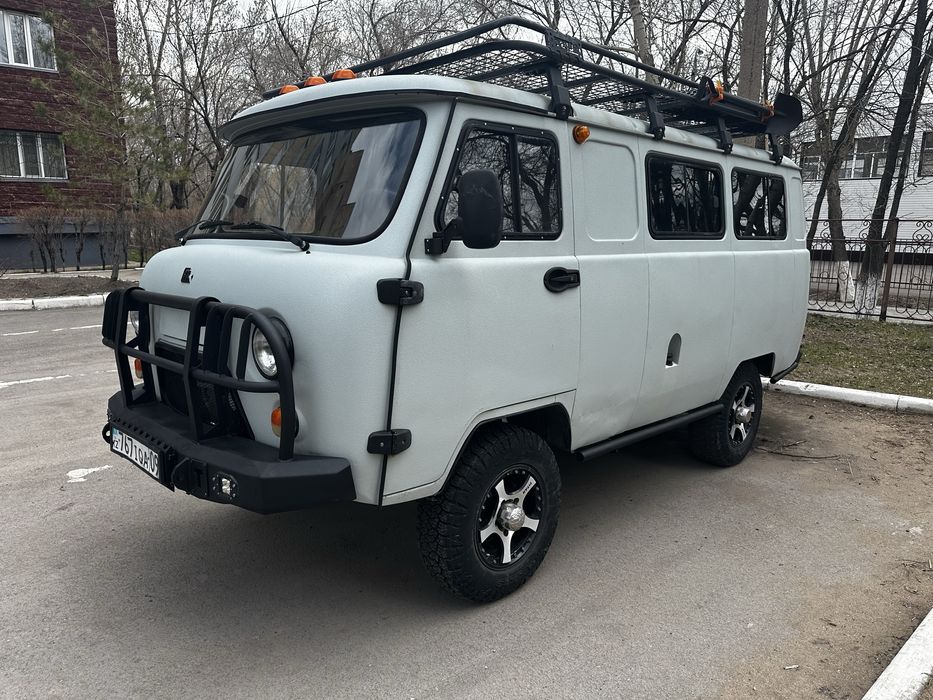 Продаю уаз буханку