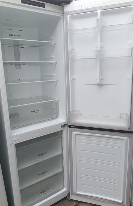 Холодильник LG продам