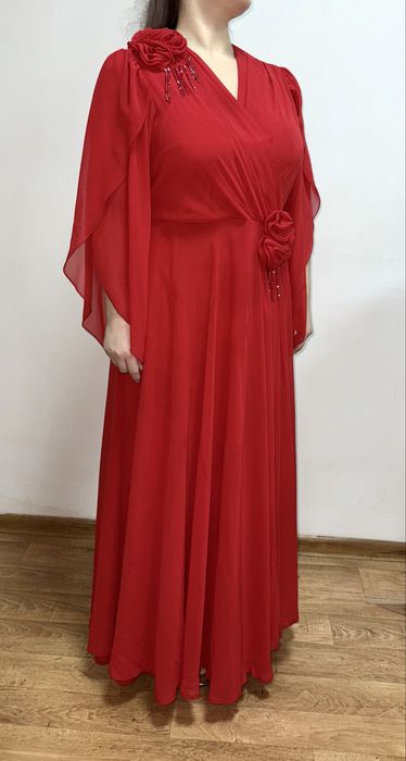 Платье длинное, вечернее. Красное. L. 48