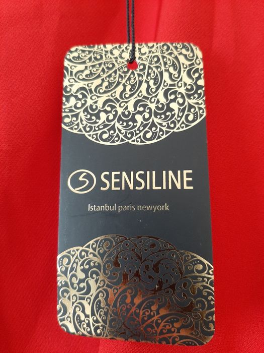 Платье с ремешком