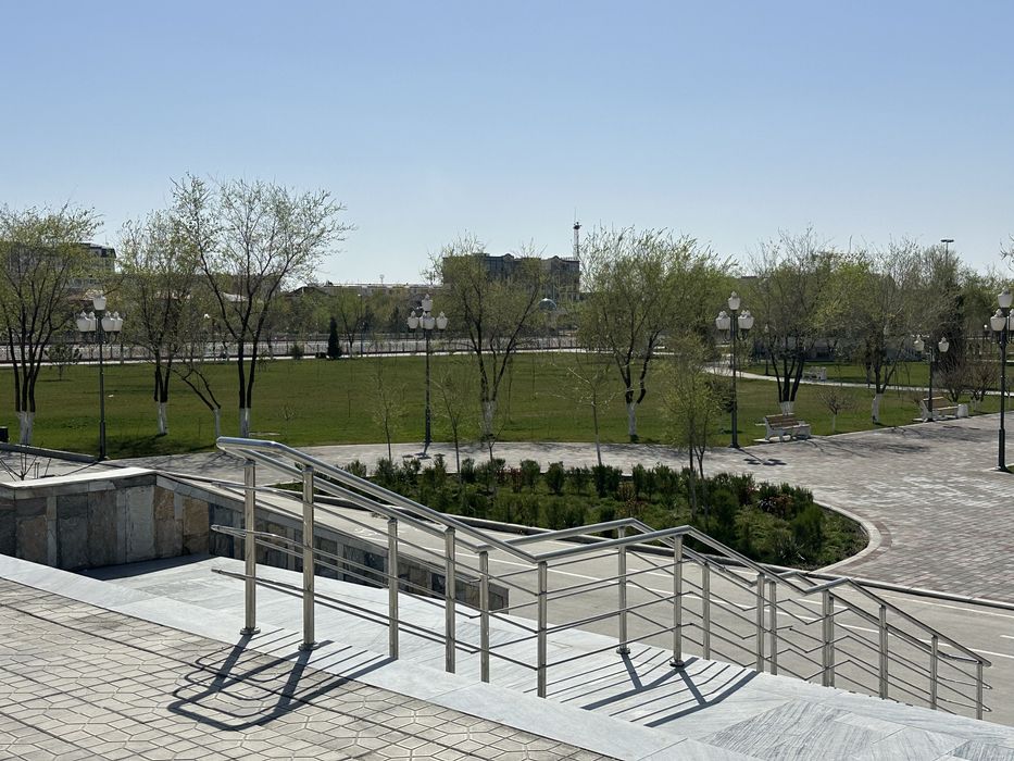 Urganch shahar markazida bino sotiladi