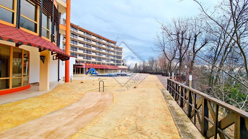 Продава се Едностаен апартамент в к.к. Златни пясъци - 49 кв.м за 672 €/кв.м - Снимка #6