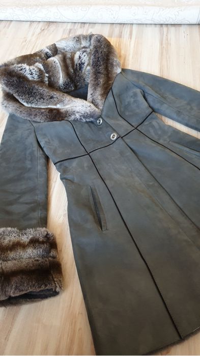 Продам дубленку натуралка р.40-42