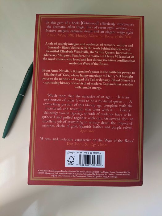 Книги на английском и русском, основанные на реальных событиях