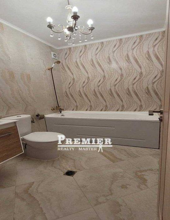 Продава се Тристаен апартамент в Несебър - 106 кв.м за 1840 €/кв.м - Снимка #2