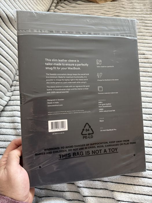 Woolnut Leather Sleeve MacBook Pro 14” калъф за Макбук про