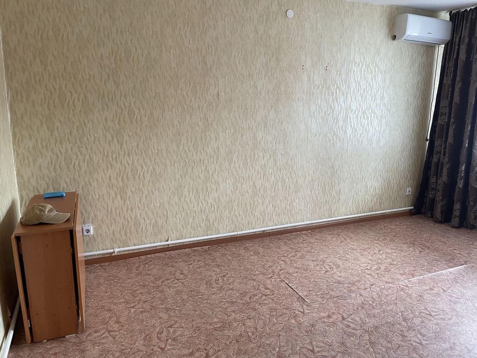 Сдам 2 комнутную квартиру