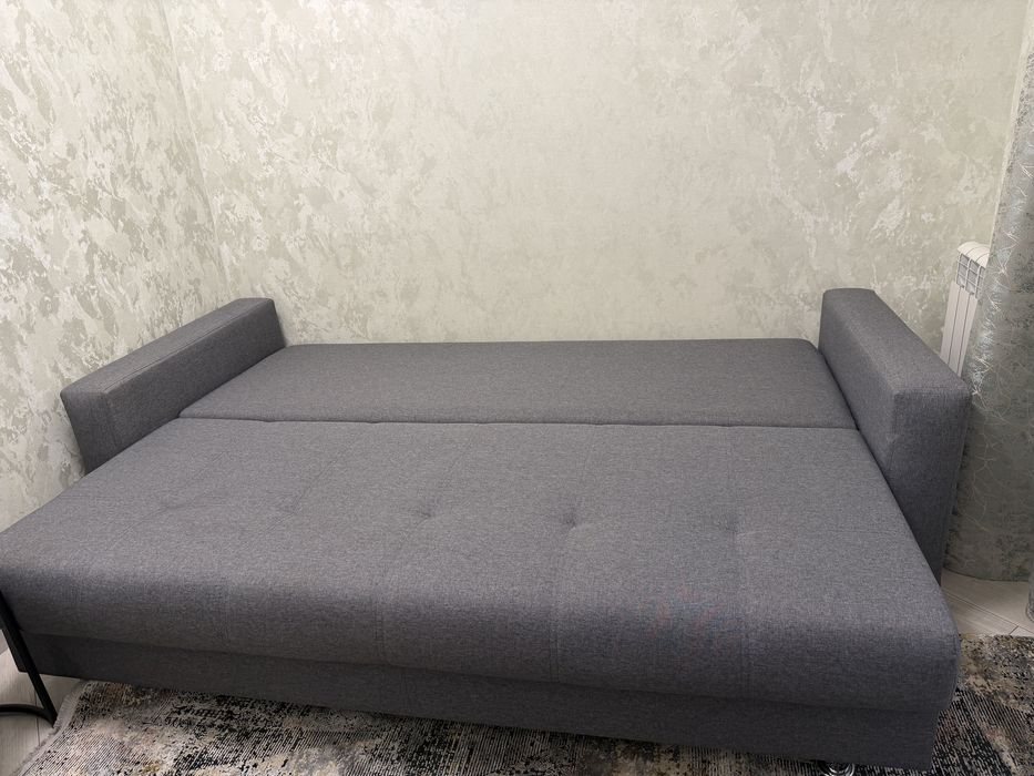 Продам диван 230*90 см