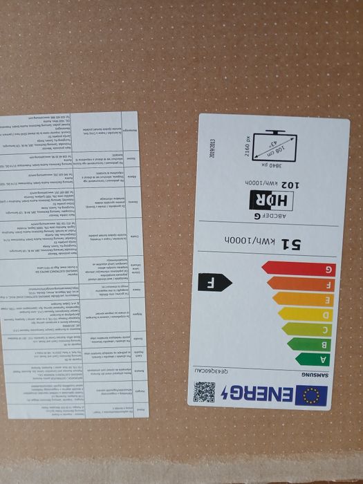 Продавам Самсунг QLED/Q60C 43 / 108 см ДОГОВАРЯНЕ!