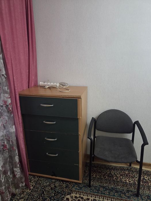 Отдаю даром мебель