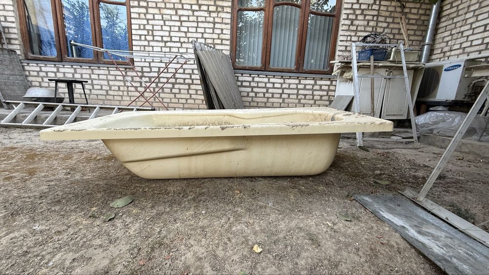 Продается ванна из пластика