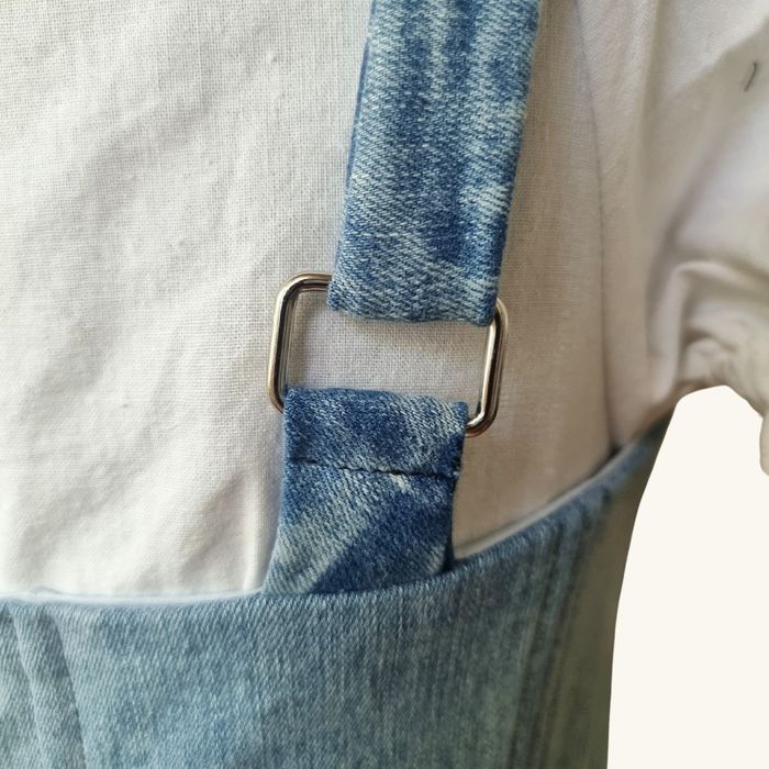 Ръчно изработен модерен карсет