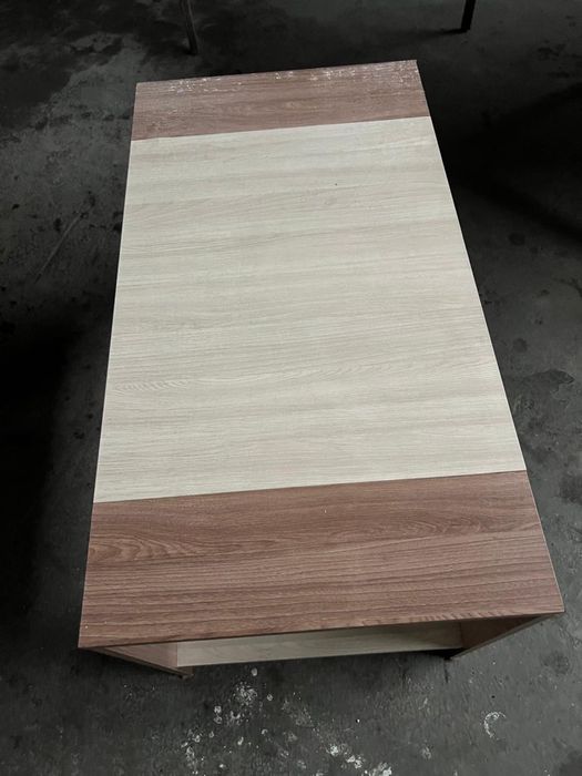 Журнальный столик