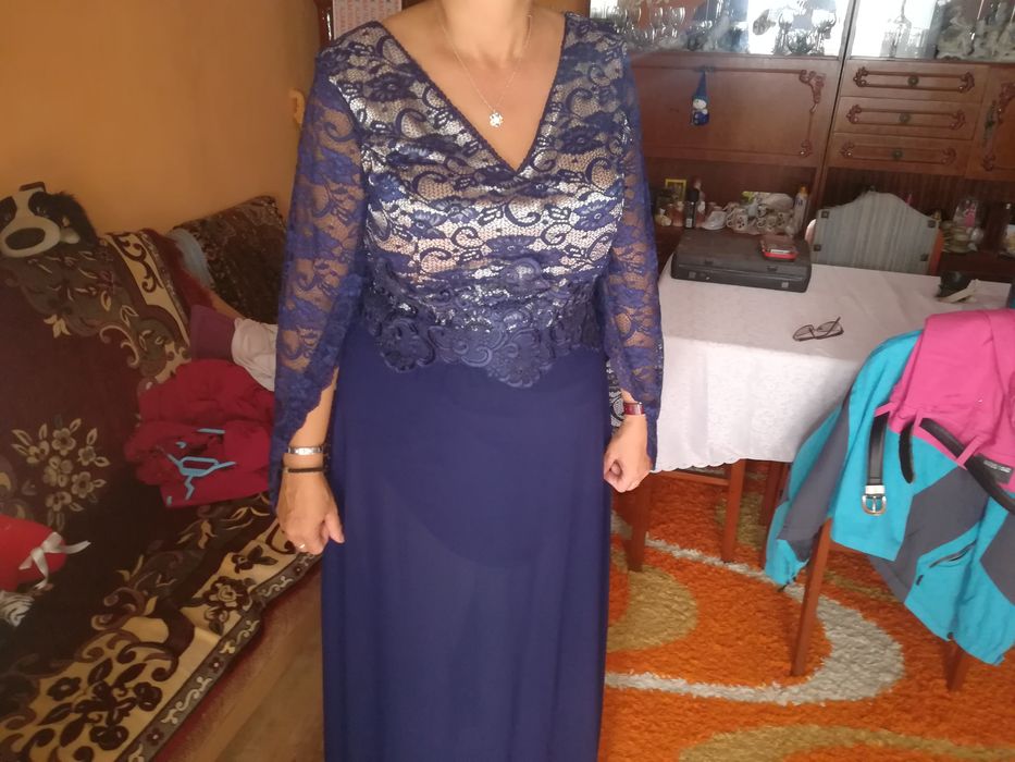 Vând rochie de gală