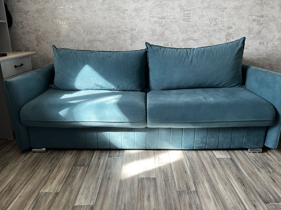 Продам диван в хорошем состоянии