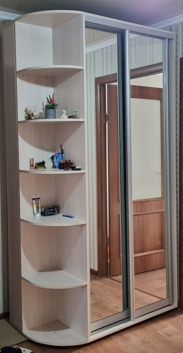 Продам шкаф купе