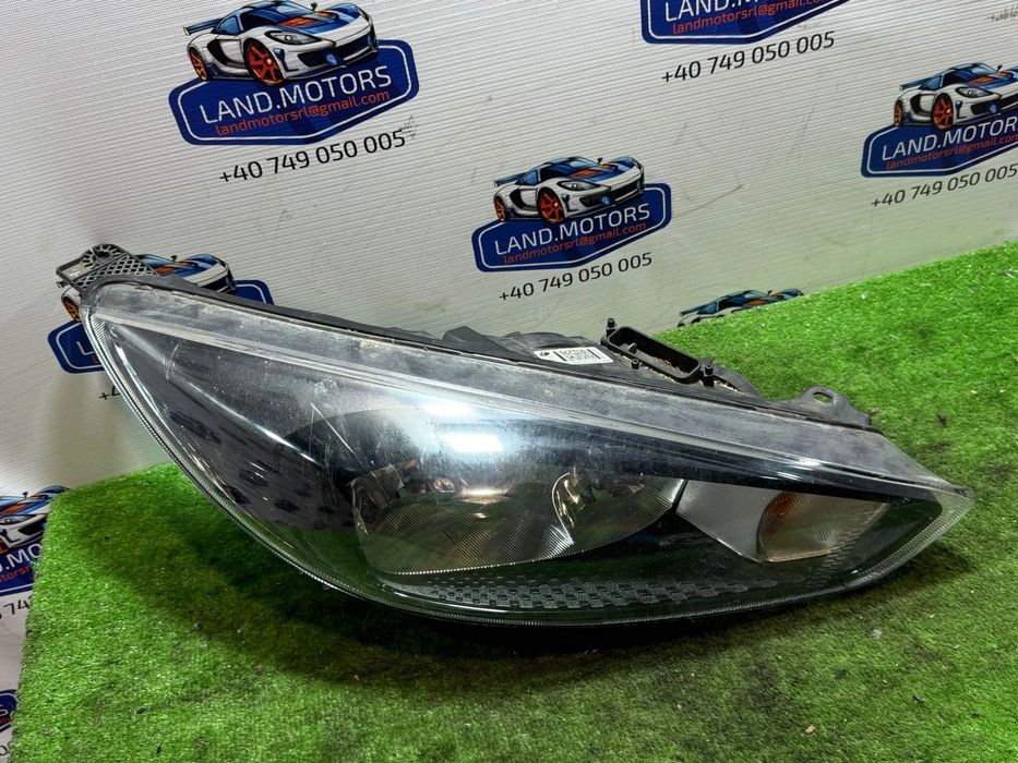 FAR DREAPTA UK FORD FOCUS MK3 2015 1.0 BENZINA COD OEM F1EB-13W029-SB / 2060610 / HATCHBACK 2014-2019