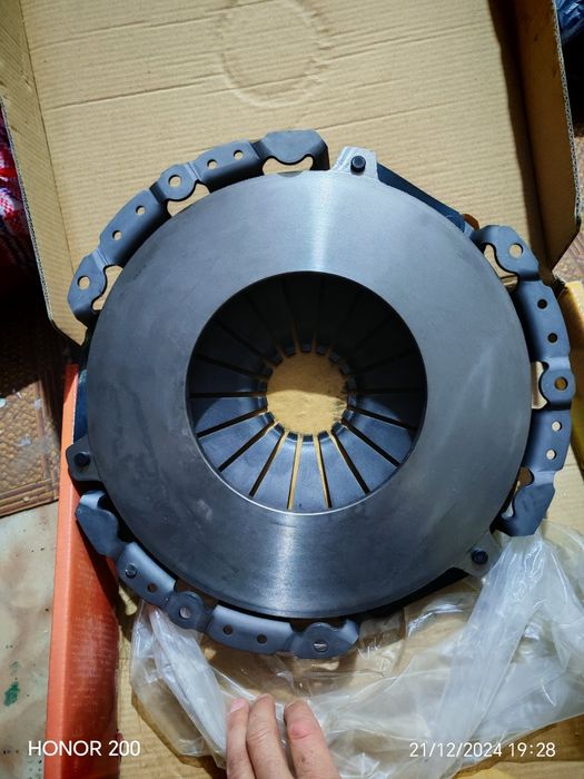 Диск сцепления нажимнои