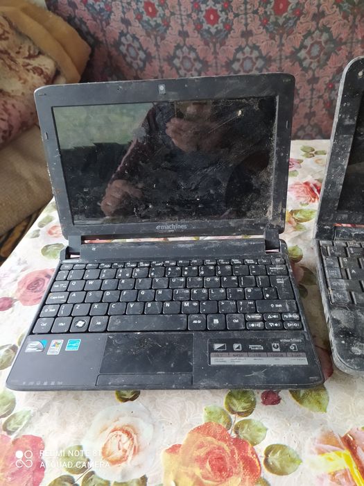 Лаптопи за резервни части