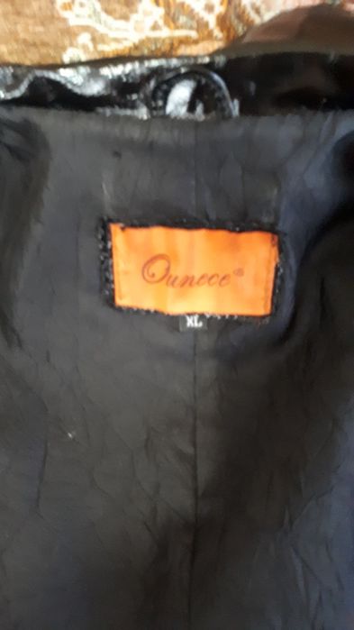 Продам женскую куртку