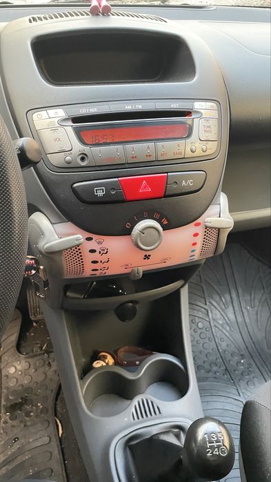 Продава се Тойота Айго! Градски автомобил! Продава се поради закупуван