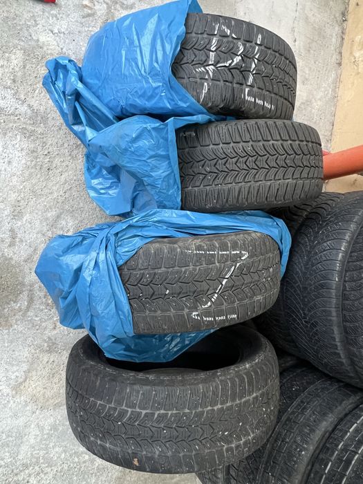 Cauciucuri stare 10/10 iarna  2 seturi 215 55 16 si 215 60 16