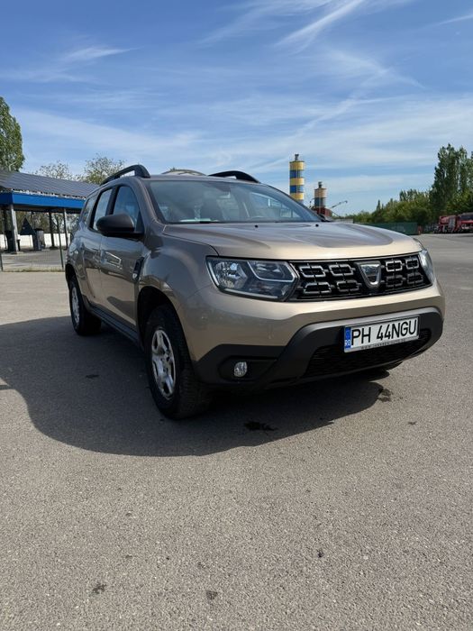 Vând Dacia Duster