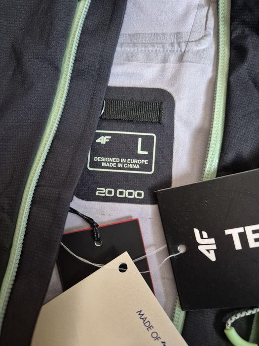 Costum ski/ nou/ 4F/ femei/ L-XL/ 42