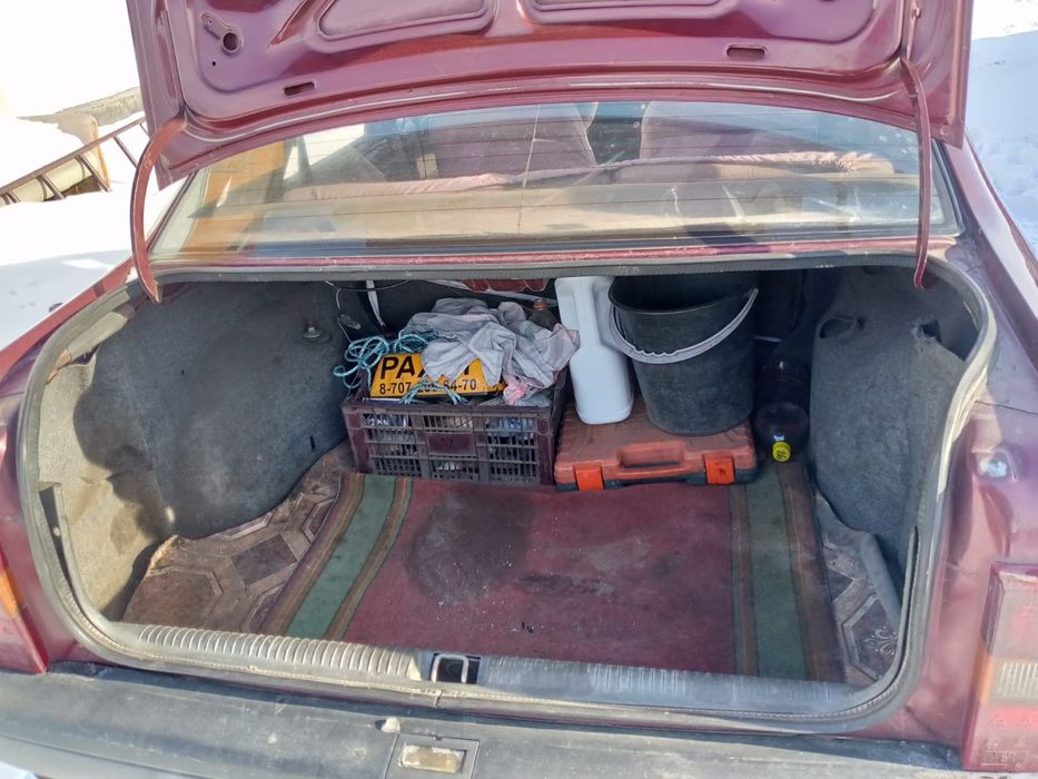 Продам опеля вектра а  1991 г объем 1.6