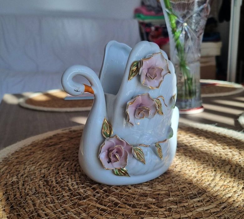 Bibelouri vechi impecabile