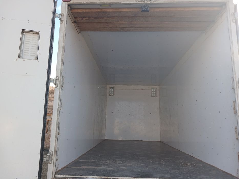 Furgon (izatermik) butka