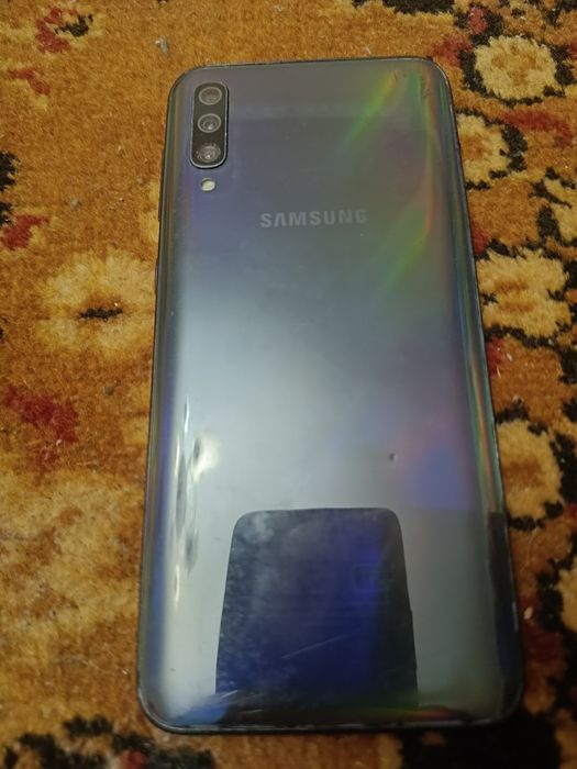 Samsung a50 64gb