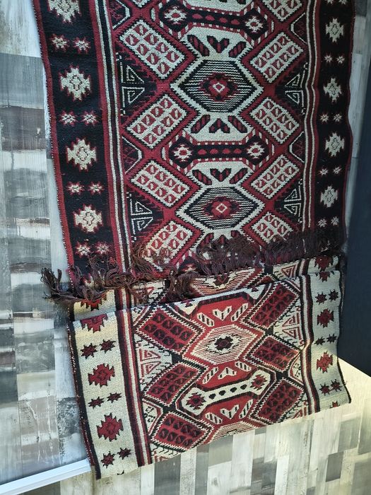 Вълнена пътека нова