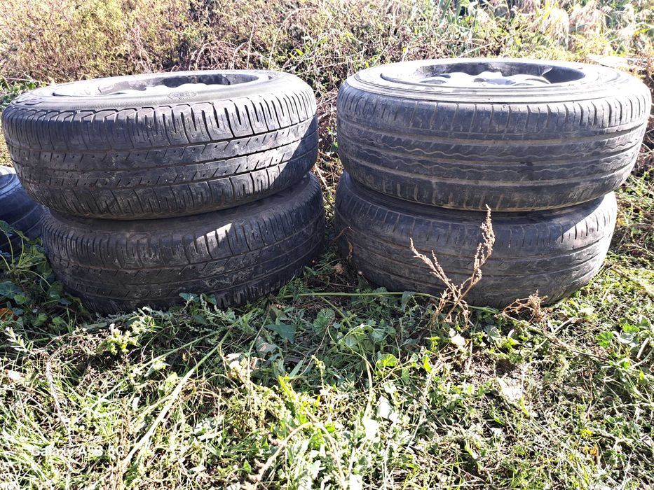Продам диски с резинами.