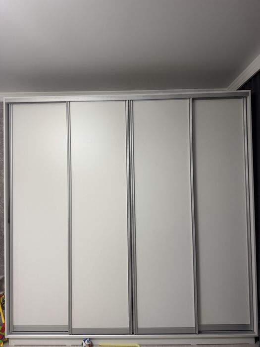 Продам шкаф-купе 240х240х60 см