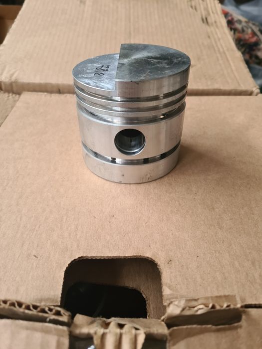 Поршни с кольцами на компрессор СО-7Б