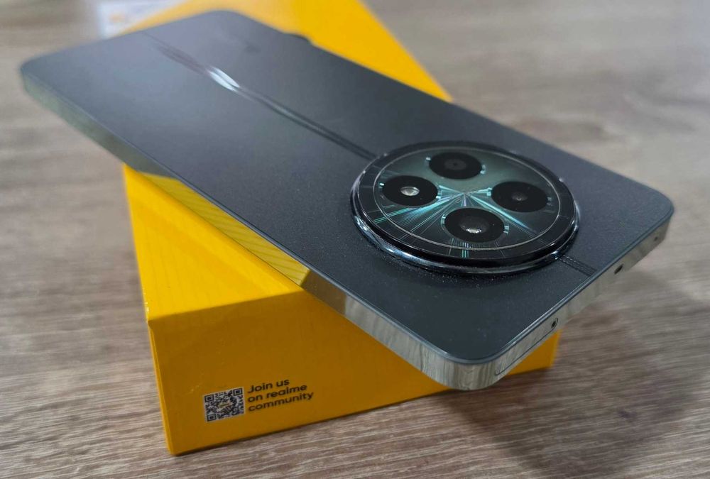 Realme 12 5G 256GB 8GB RAM