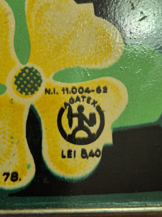 2 Cutii vechi din tabla, Agatex