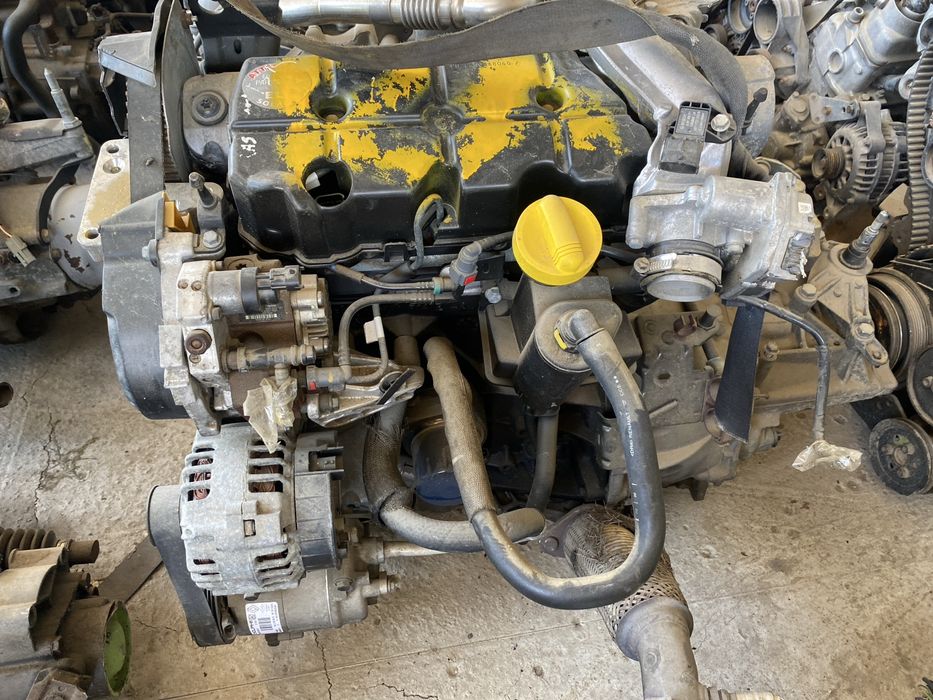 Двигатель  RENAULT F9Q