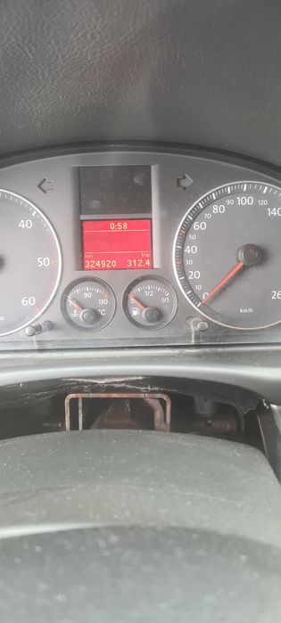 Touran 1.9 tdi     2300 euro