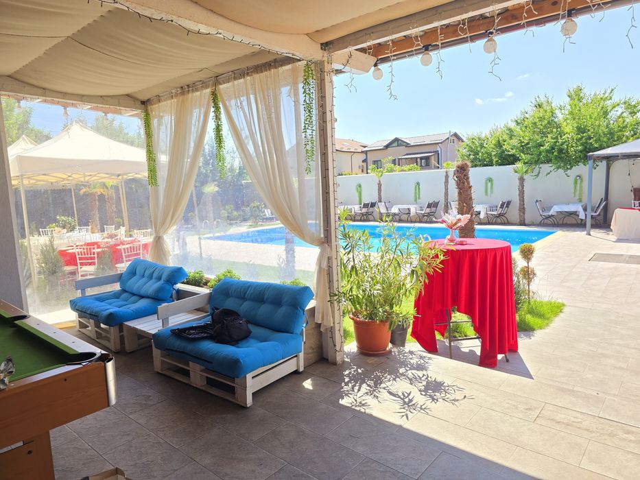 Vila Petrecere cu piscina Vila petreceri cu piscina de inchiriat