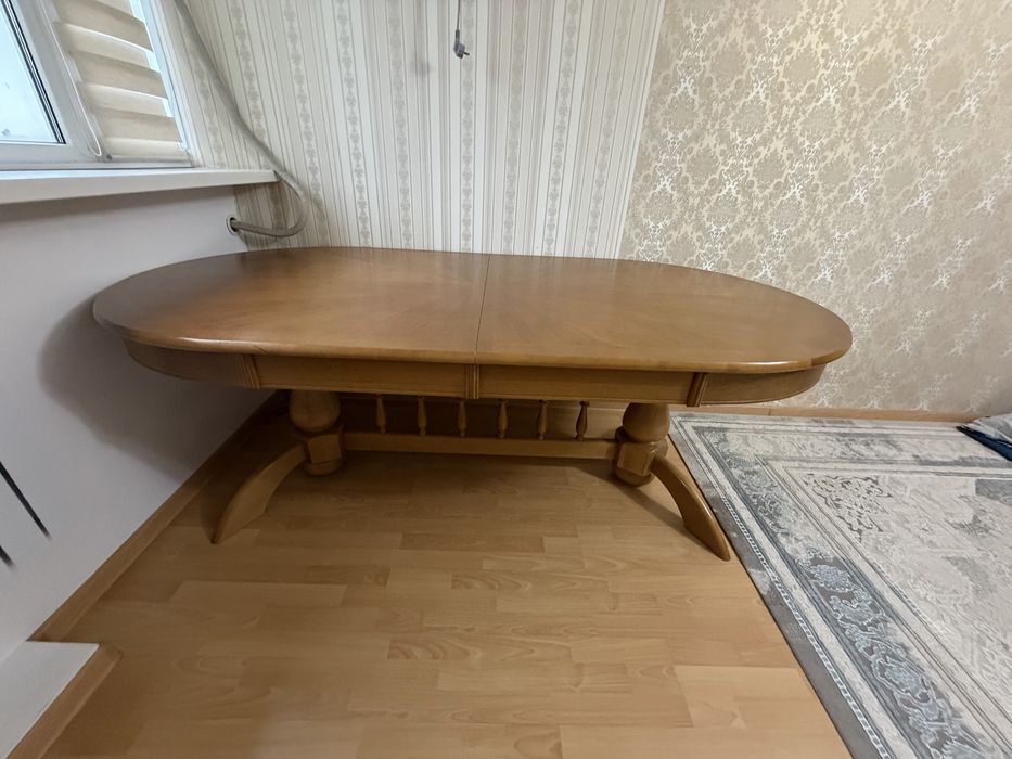 Продам стол  из дерева